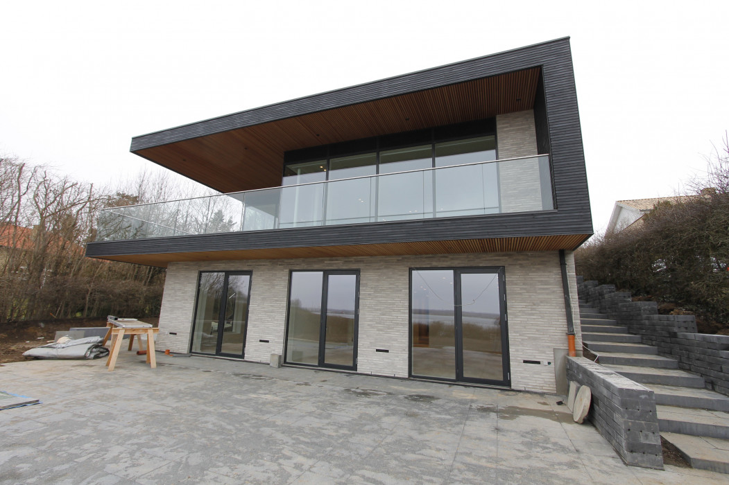 Villa med fjordudsigt