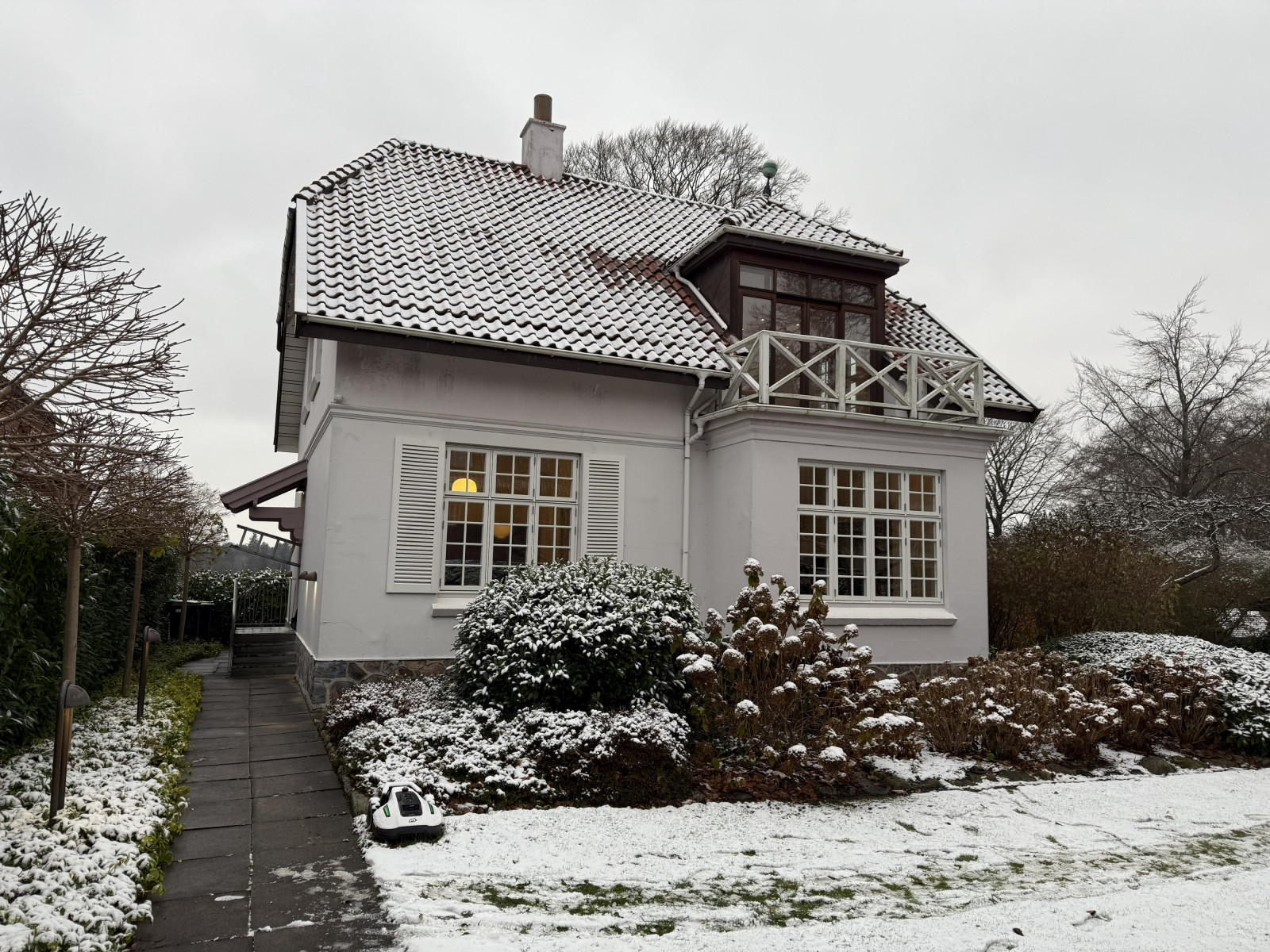 Villa med søudsigt